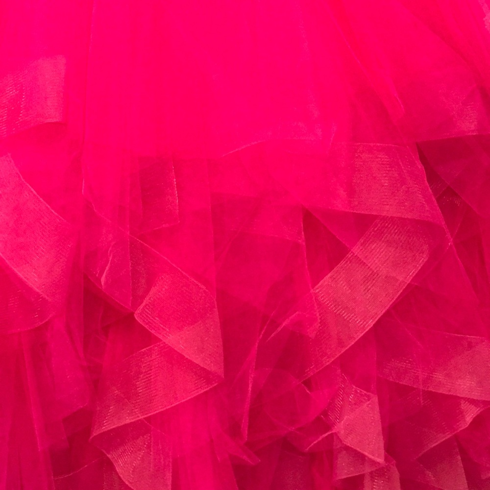 Prom dress 💝 - Picture 6 of 6